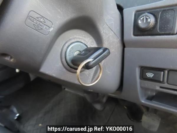 Used 2003 AT nissan caravan-van DWMGE25 Image[36]