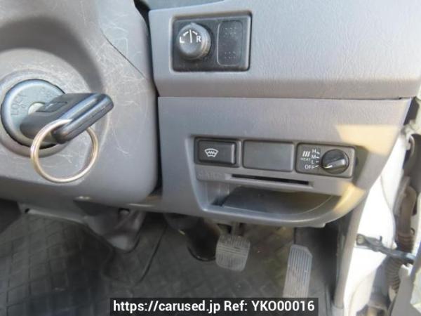 Used 2003 AT nissan caravan-van DWMGE25 Image[37]