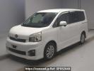 Toyota Voxy ZRR70W