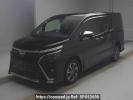 Toyota Voxy ZRR85W