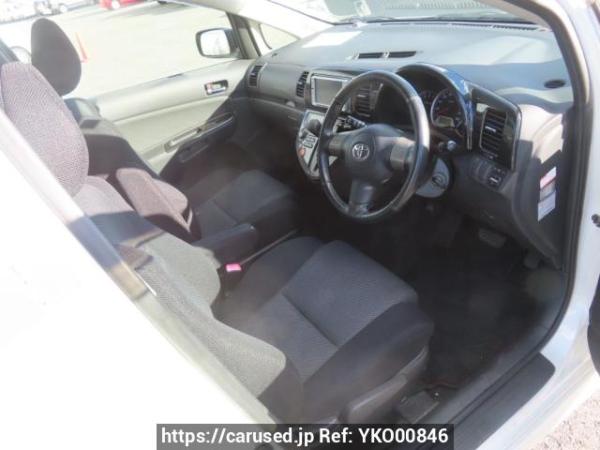 Used 2004 AT toyota wish ZNE10G Image[13]