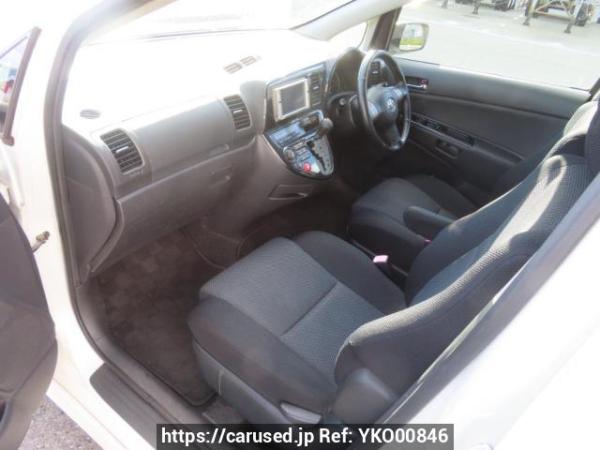 Used 2004 AT toyota wish ZNE10G Image[15]