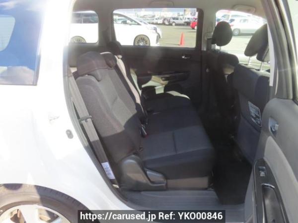 Used 2004 AT toyota wish ZNE10G Image[17]