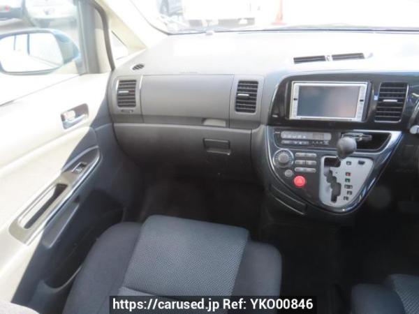 Used 2004 AT toyota wish ZNE10G Image[22]