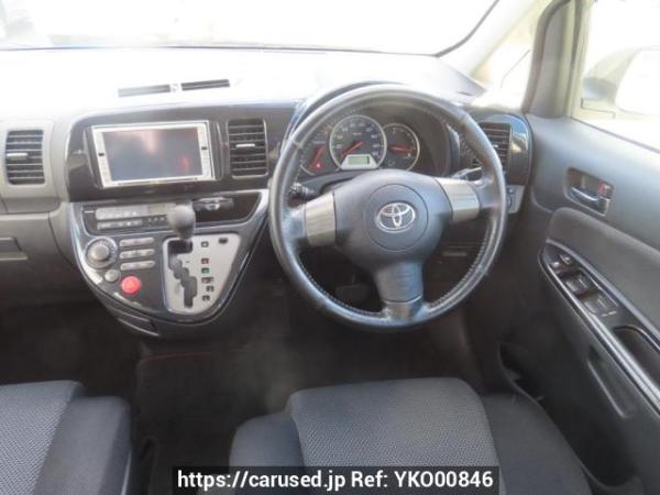 Used 2004 AT toyota wish ZNE10G Image[23]