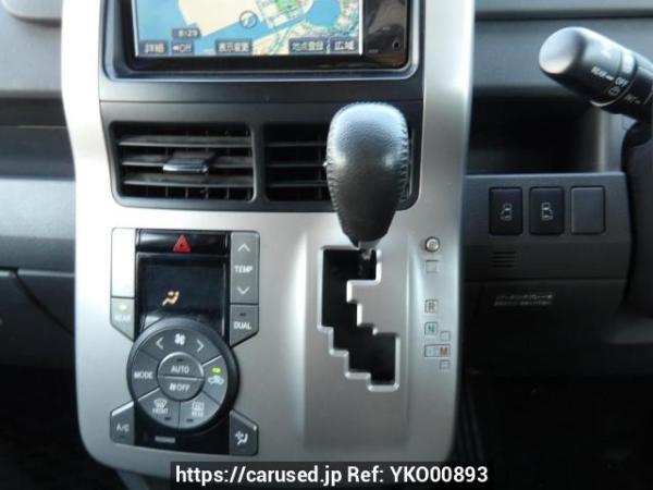 Used 2008 AT toyota voxy ZRR70W Image[24]