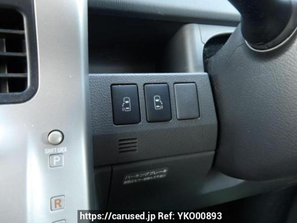 Used 2008 AT toyota voxy ZRR70W Image[28]