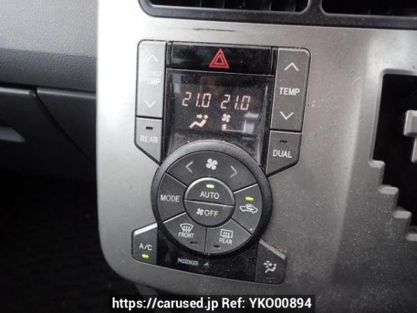 Used 2007 AT toyota noah ZRR75G Image[22]