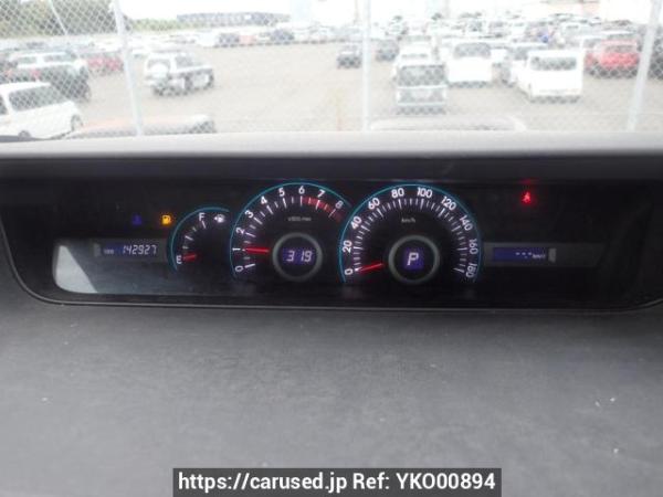 Used 2007 AT toyota noah ZRR75G Image[23]
