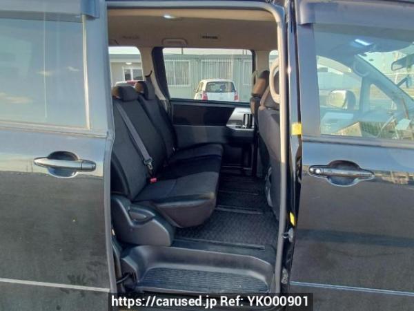 Used 2010 AT toyota noah ZRR75W Image[14]
