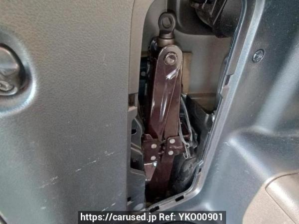 Used 2010 AT toyota noah ZRR75W Image[43]