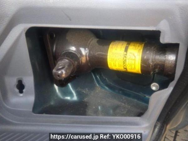 Used 2004 AT toyota hiace-van TRH102V Image[38]