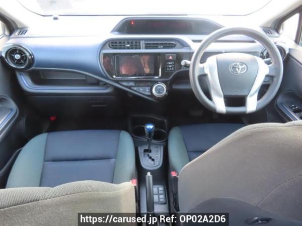 Used 2017 AT toyota aqua NHP10 Image[21]