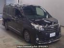 Toyota Noah ZRR80W