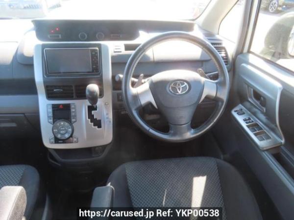 Used 2009 AT toyota noah ZRR70W Image[19]