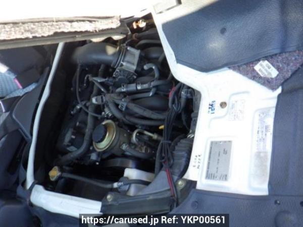 Used 2004 AT toyota hiace-van TRH122K Image[9]