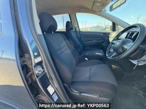 Used 2003 AT toyota wish ZNE10G Image[12]