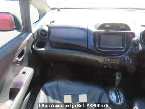 Used 2011 AT honda fit GE6 Image[16]