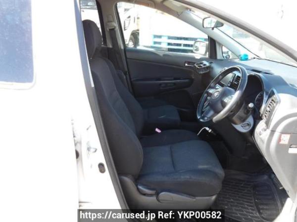 Used 2004 AT toyota wish ZNE10G Image[13]