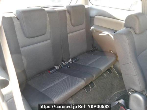 Used 2004 AT toyota wish ZNE10G Image[17]