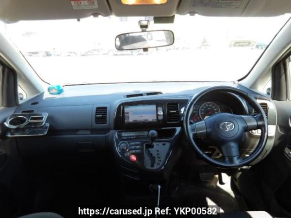 Used 2004 AT toyota wish ZNE10G Image[18]