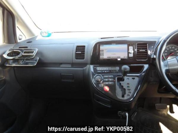 Used 2004 AT toyota wish ZNE10G Image[19]