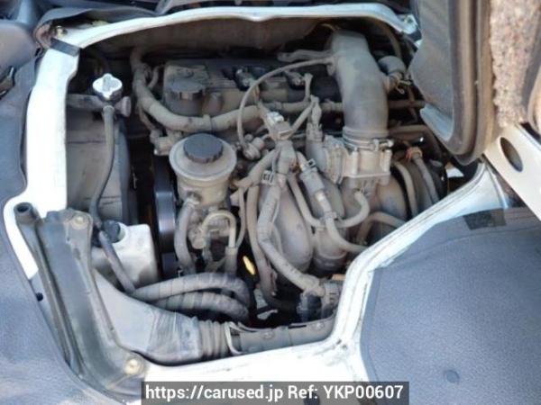 Used 2003 MT toyota hiace-van TRH112K Image[9]