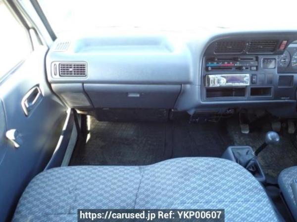 Used 2003 MT toyota hiace-van TRH112K Image[17]