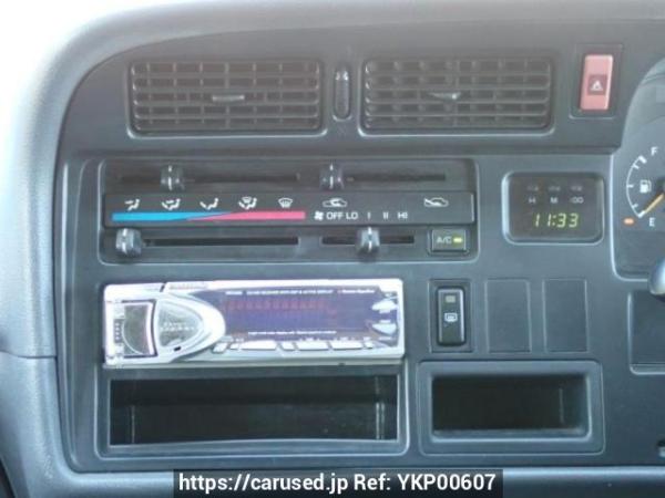 Used 2003 MT toyota hiace-van TRH112K Image[20]