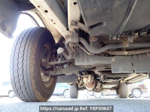Used 2003 MT toyota hiace-van TRH112K Image[30]