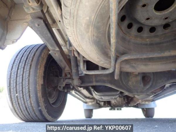 Used 2003 MT toyota hiace-van TRH112K Image[32]