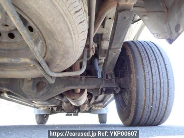 Used 2003 MT toyota hiace-van TRH112K Image[33]
