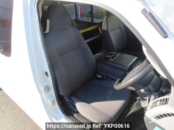 Used 2012 AT toyota hiace-van TRH200K Image[15]