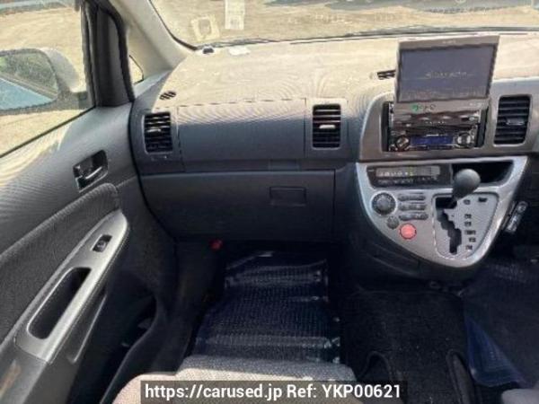 Used 2003 AT toyota wish ZNE14G Image[17]