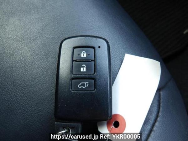 Used 2014 AT toyota harrier ZSU60W Image[28]