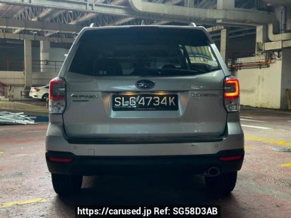 Used 2016 CVT subaru forester null Image[6]