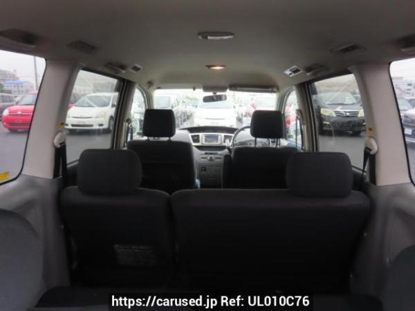 Used 2005 AT toyota noah AZR60G Image[9]