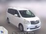 Used 2013 AT toyota noah ZRR70G Image[0]