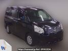Toyota Noah ZRR70G