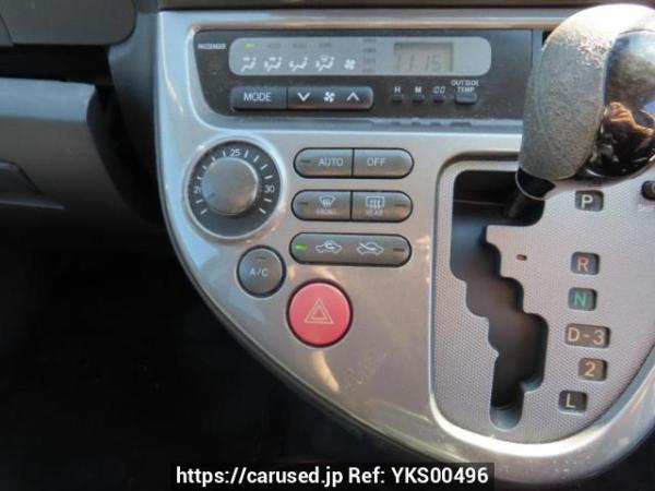 Used 2004 AT toyota wish ZNE10G Image[22]
