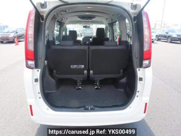 Used 2016 AT toyota noah ZRR80G Image[8]