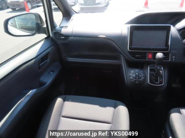 Used 2016 AT toyota noah ZRR80G Image[24]