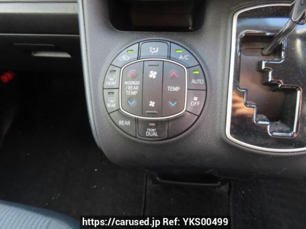 Used 2016 AT toyota noah ZRR80G Image[33]