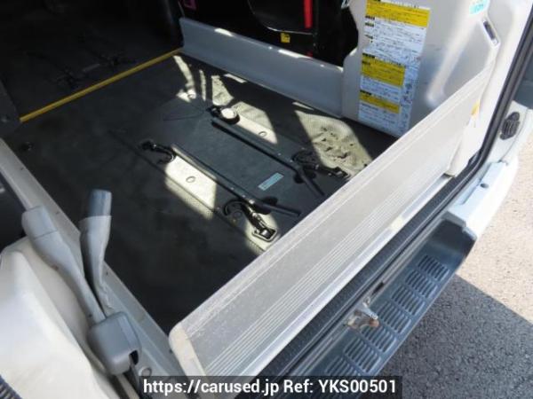 Used 2011 AT toyota regiusace-van TRH200K Image[12]