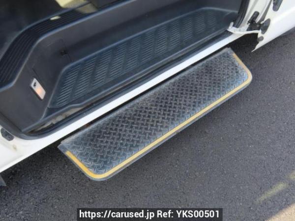 Used 2011 AT toyota regiusace-van TRH200K Image[25]
