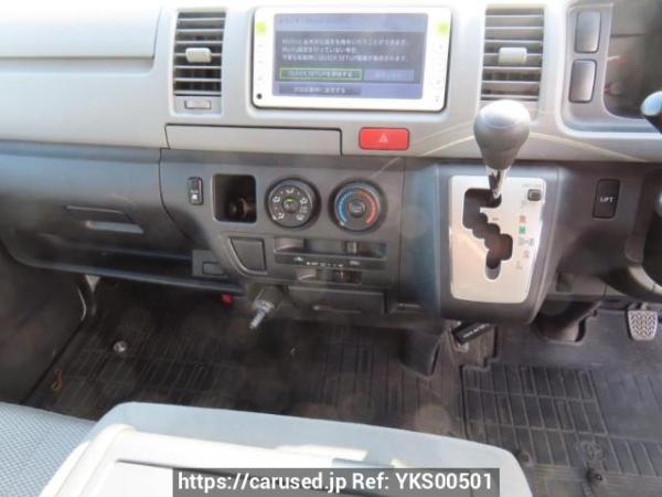 Used 2011 AT toyota regiusace-van TRH200K Image[31]