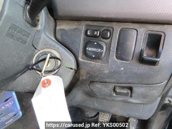 Used 2005 AT toyota regiusace-van KDH200V Image[30]