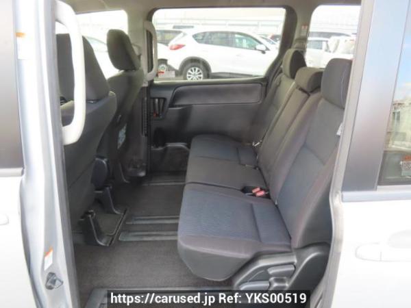 Used 2016 AT toyota noah ZRR80G Image[19]