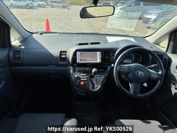 Used 2004 AT toyota wish ZNE10G Image[15]