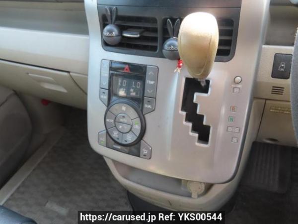 Used 2007 AT toyota noah ZRR70G Image[28]